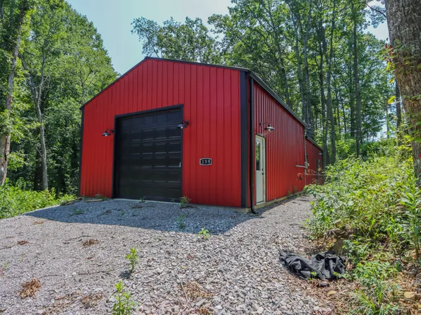 139 Salzer Mountain Rd W, Spencer, TN 38585