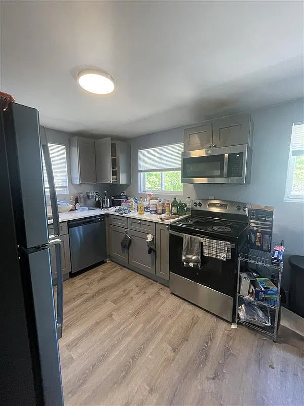 Single Bedrooms for rent in 6 bedroom house — Photo 2