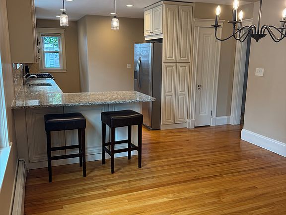 2nd image of 39 Sycamore St #39