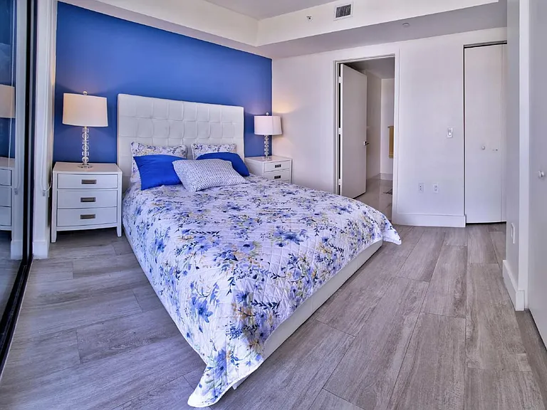 121 NE 34th St #2915 — Photo 7