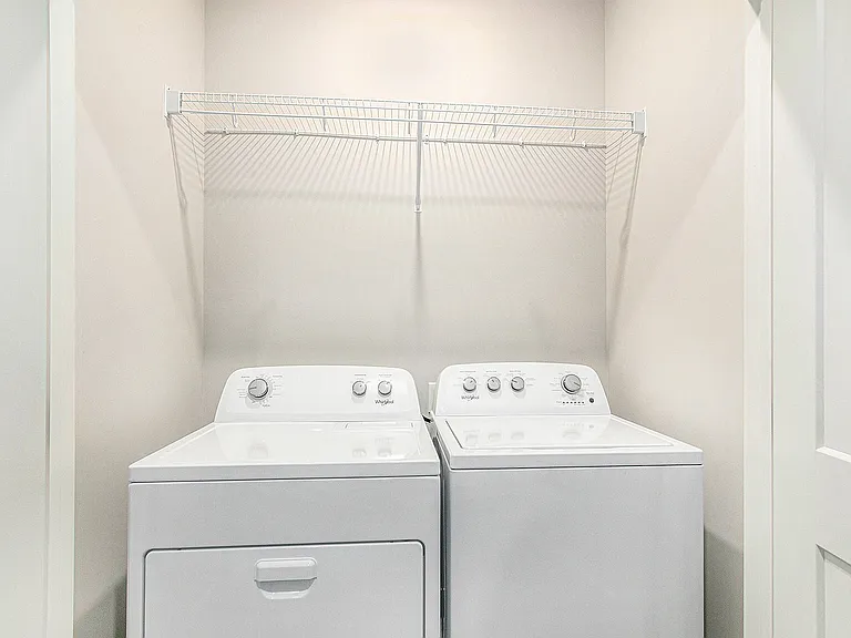 SummitTownhomes_3Bedrooms_Laundry