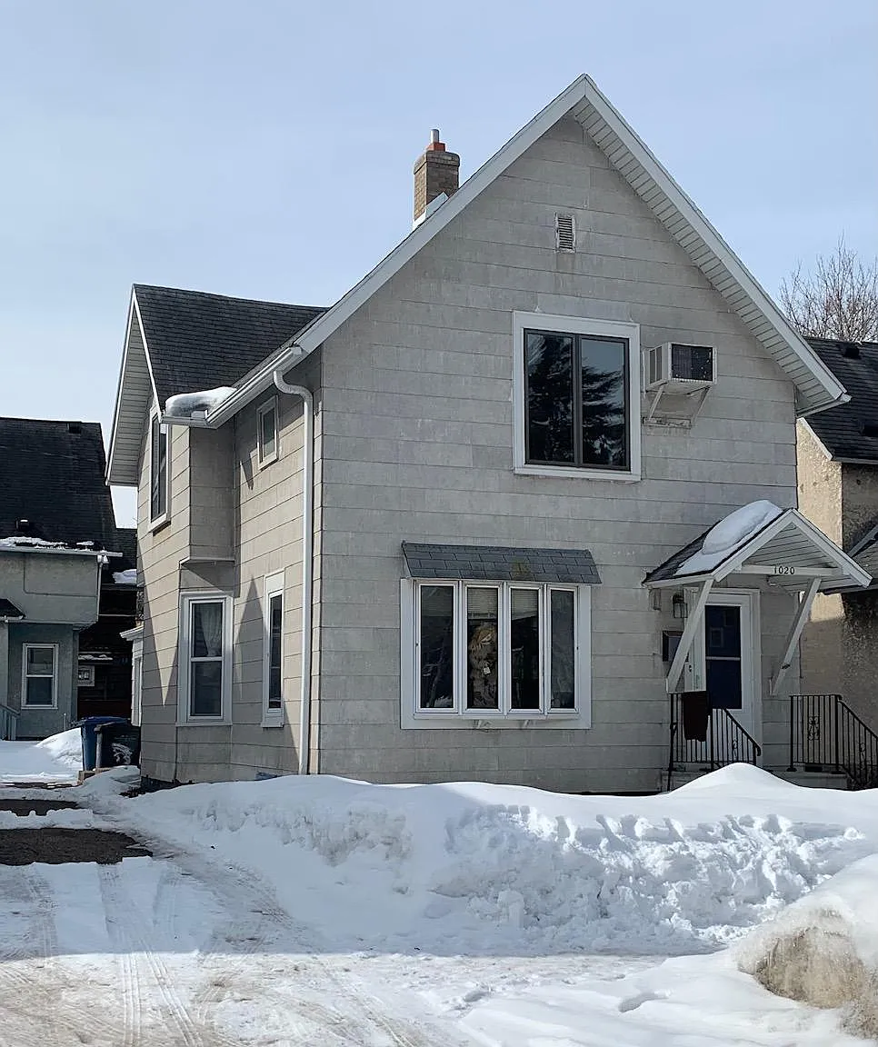 4 bed, $2,860 — Photo 1