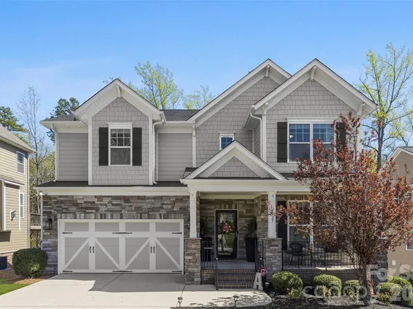 9527 Spurwig Ct, Charlotte, NC 28278