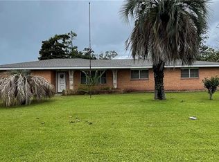 1104 E Burton St, Sulphur, LA 70663