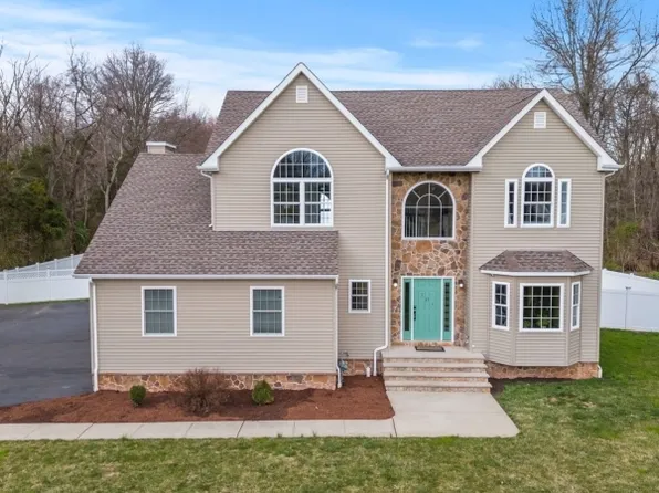 305 Cedar Grove Ln, Franklin Twp., NJ 08873