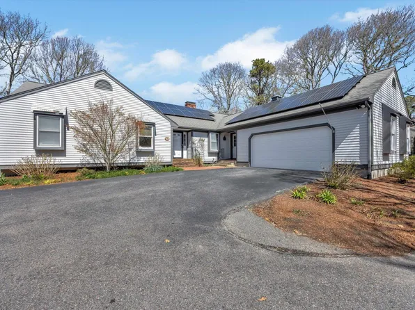 52 Clubhouse Drive, Bourne, MA 02532