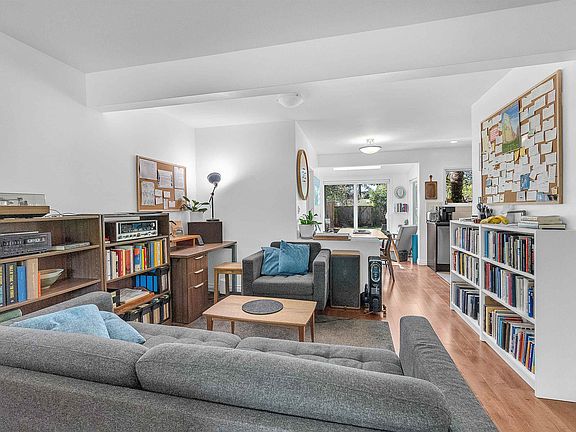 4th image of 825 W 20th St