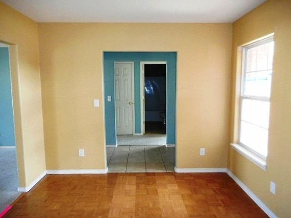 3rd image of 6204 SW High Meadows Blvd