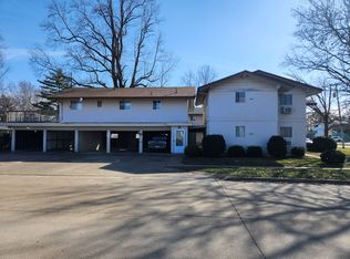 2001 9th Street, Charleston, Charleston, IL 61920