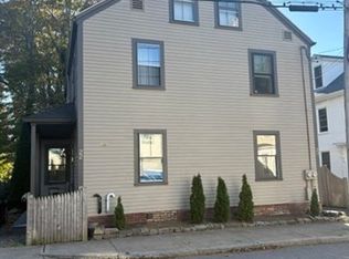 20 Chestnut St, Newburyport, MA 01950