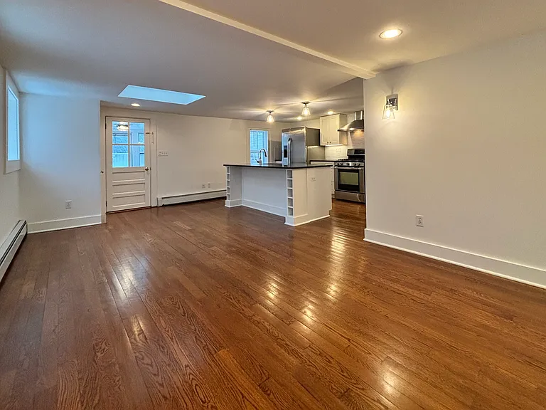 156 Bungalow Ave — Photo 7