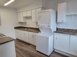 1826 S Cirby Way, Roseville, CA 95661