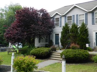 18 Rosewood Ct, Ballston Spa, NY 12020