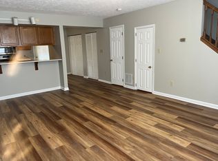 2614 Main St, Hurricane, WV 25526