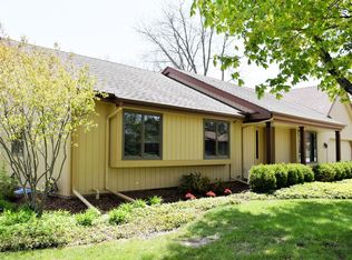 2929 W Paget Ct, Mequon, WI 53092