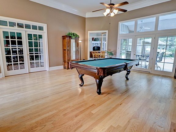 3rd image of 785 Beau Chene Dr