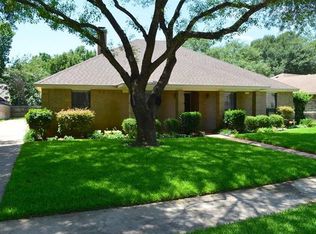 407 Oak Ridge Dr, Pflugerville, TX 78660