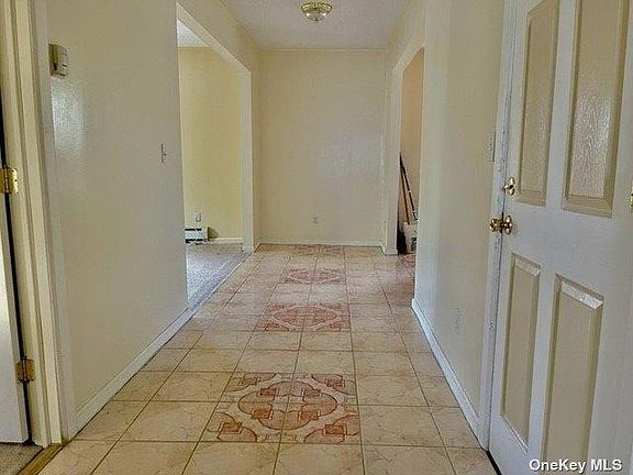 4th image of 158 N Long Beach Ave Floor 2