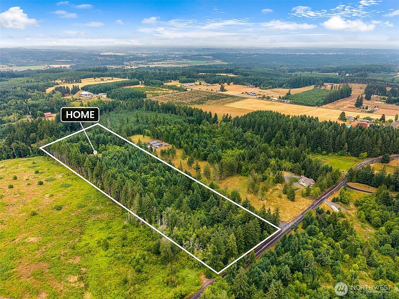 4th image of 1438 Brown Road W