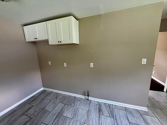 4th image of 4841 Kentucky St
