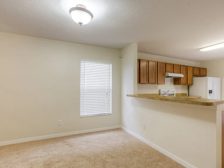 735 Windrose Dr — Photo 11