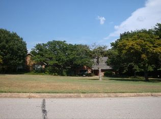 3300 Ridgewood Dr, Edmond, OK 73013