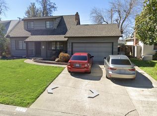 2137 Surrey Rd, Sacramento, CA 95815