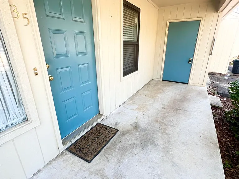 8500 Olde Colony Trl #35 — Photo 3