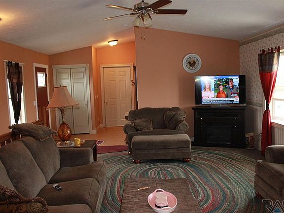 4th image of 27271 461st Ave