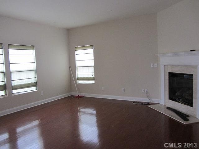 2nd image of 229 Ranlo Ave