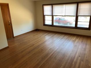 5647 W Montrose Ave #2, Chicago, IL 60634