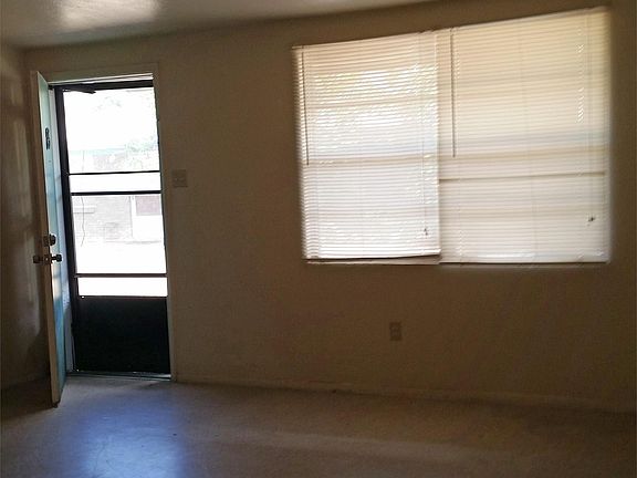 2nd image of 845 S Espina St