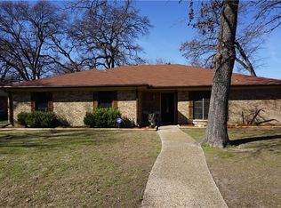 332 Wesley Dr, Corsicana, TX 75110