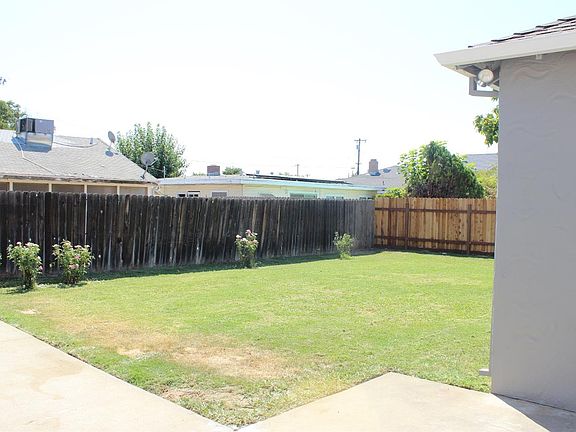 4th image of 2227 Greeley Dr