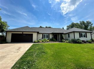 5807 Innsbruck Rd, East Syracuse, NY 13057