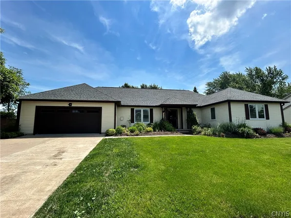 5807 Innsbruck Rd, East Syracuse, NY 13057