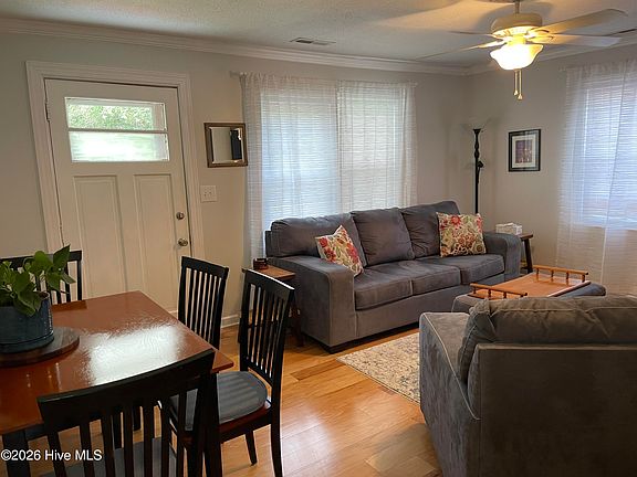 2nd image of 223 Gibbs Road