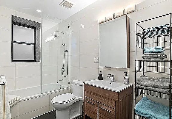 5th image of 1162 Pacific St APT 3