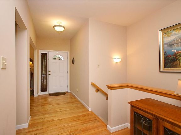 2nd image of 1339 Kensington Way Dr