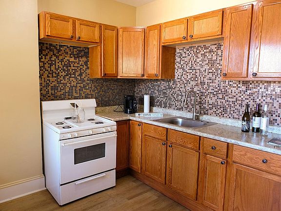 4th image of 3822 W Congress Pkwy #2
