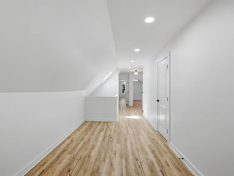 3642 W Belmont Ave #2F — Photo 17