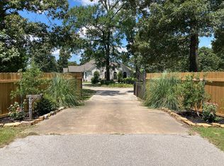 17725 Country Crest St, Magnolia, TX 77355