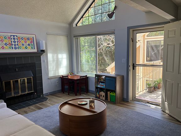 5th image of 4789 White Rock Cir APT E