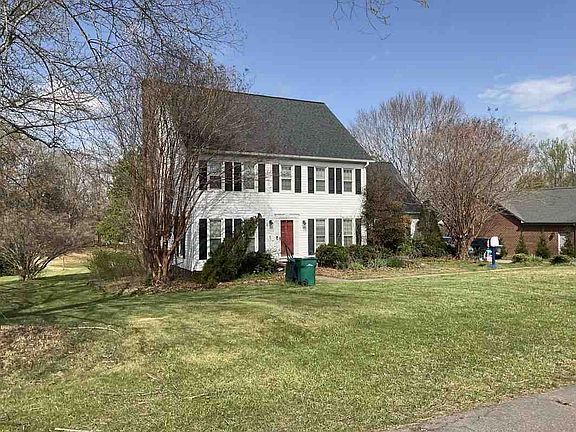 4th image of 160 E Plantation Cir