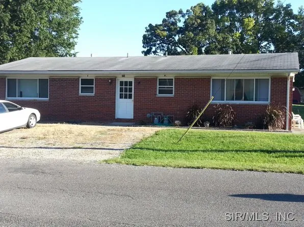 104 Walnut St, Brighton, IL 62012
