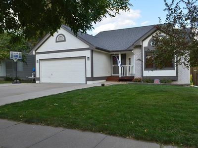 3617 E 43rd St, Des Moines, IA, 50317
