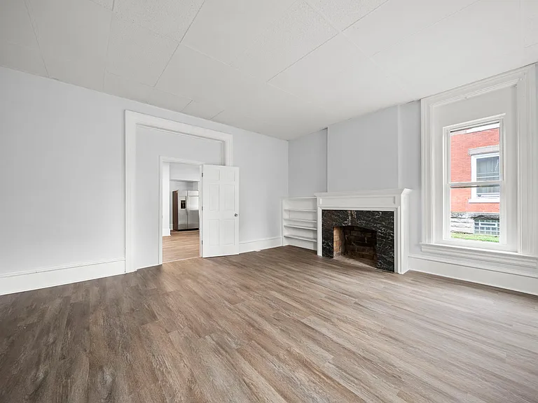 64 W Winter St #4 — Photo 13