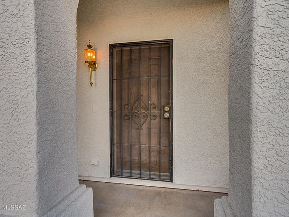 3rd image of 88 S Palace Gardens Dr