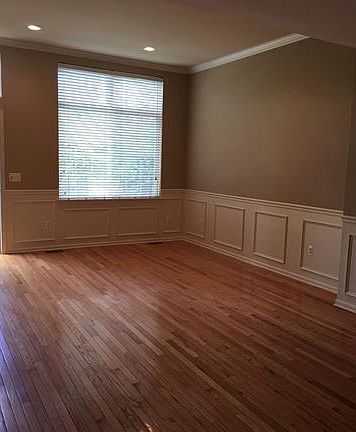 4th image of 1442 Crimson Way #1