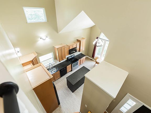 5th image of 3807 E Tamarron Dr